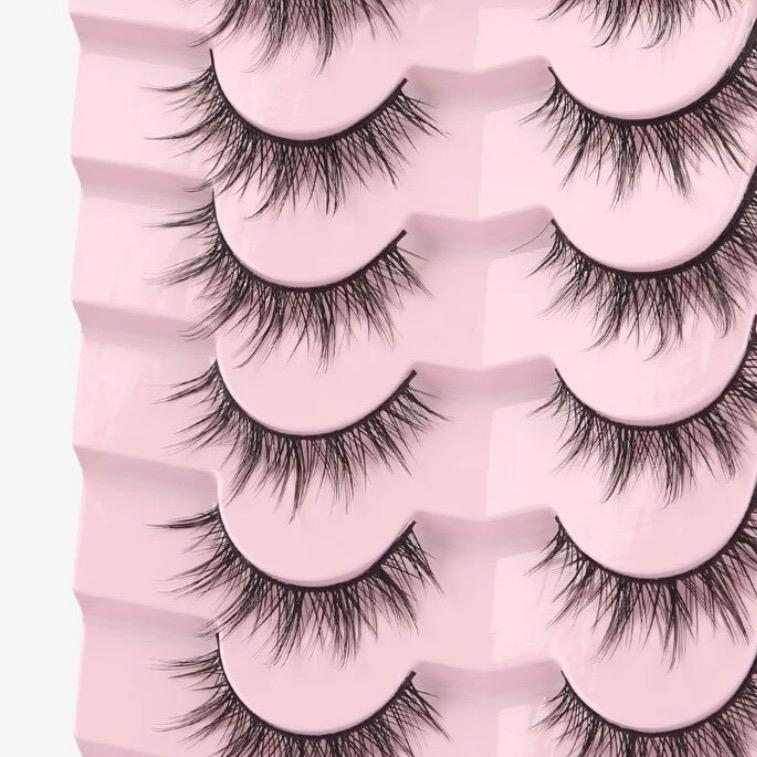 7 Pairs Wispy Manga Anime Lashes