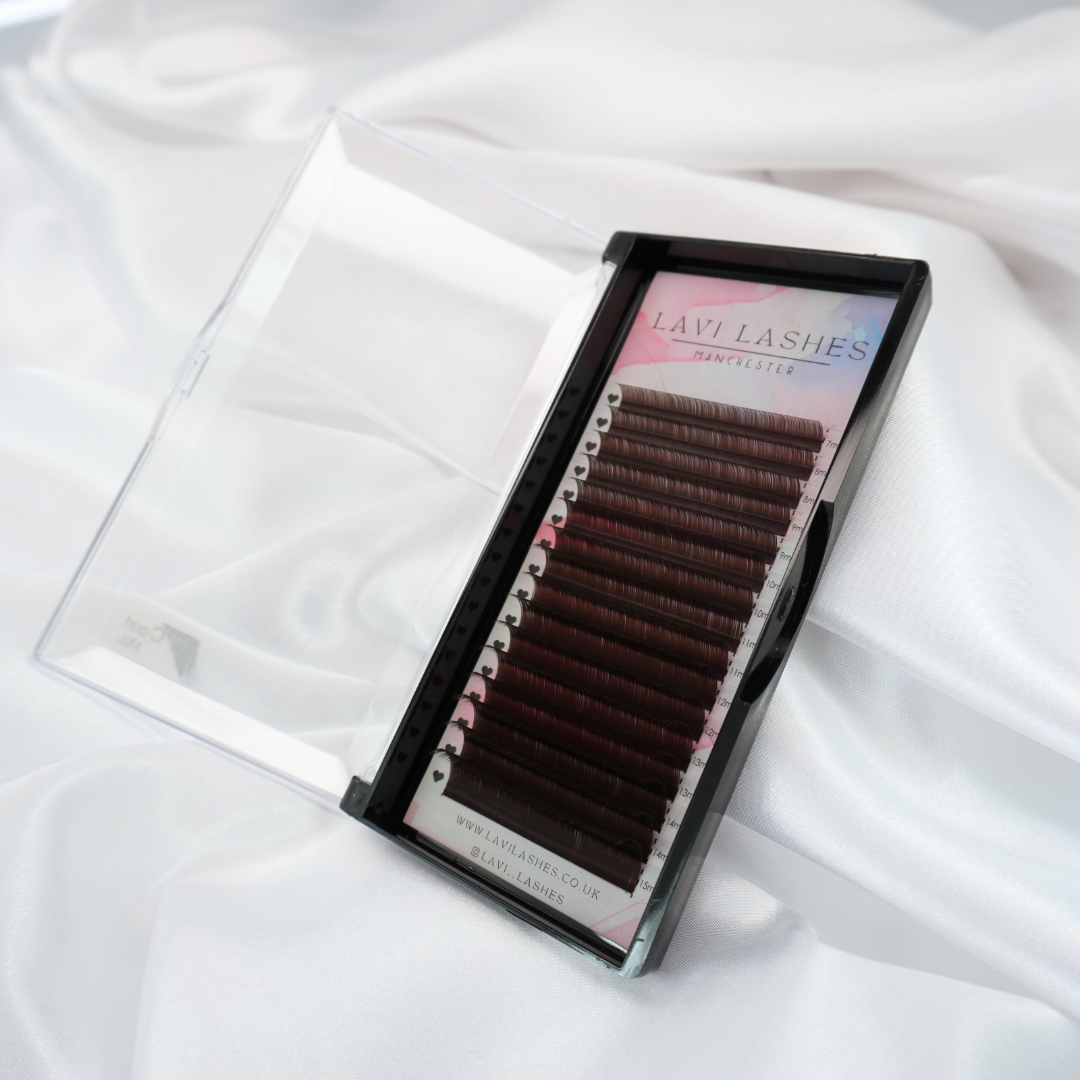 Brown Volume Lashes 0.05 (7-15mm)